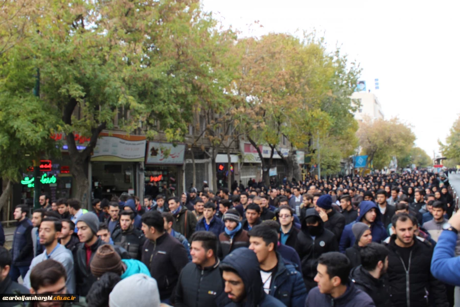 حضور دانشگاه فرهنگیان استان آذربایجان شرقی در تجمع مردمی حمایت از امنیت و اقتدار کشور . 13