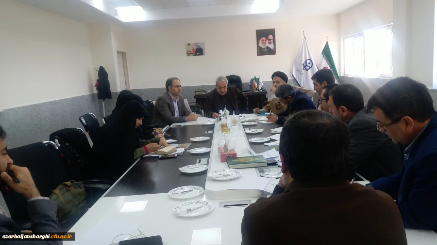 جلسه شورای فرهنگی دانشگاه روز چهارشنبه مورخه 98/08/29 در محل مدیریت امور پردیس های استان برگزار شد. 6