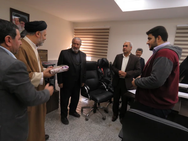 جلسه ستاد اقامه نماز دانشگاه فرهنگیان در محل مدیریت امور پردیس های استان با حضور ضیائی مدیر ستاد اقامه نماز استان آذربایجان شرقی واعضای ستاد برگزار شد.  3