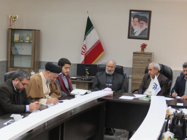 جلسه ستاد اقامه نماز دانشگاه فرهنگیان در محل مدیریت امور پردیس های استان با حضور ضیائی مدیر ستاد اقامه نماز استان آذربایجان شرقی واعضای ستاد برگزار شد.  8