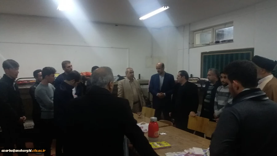 دیدار صمیمی دکتر اسداله خدیوی مدیر امور پردیس های استان با دانشجویان خوابگاهی پردیس علامه امینی تبریز 7