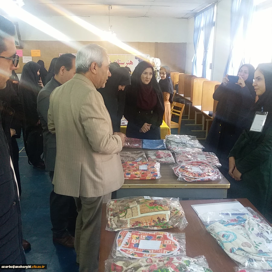 بزرگداشت روز جهانی معلولین به همت دانشجو معلمان استثنائی با همکاری اداره کل آموزش و پرورش استثنایی استان و پردیس فاطمه الزهرا(س) 10