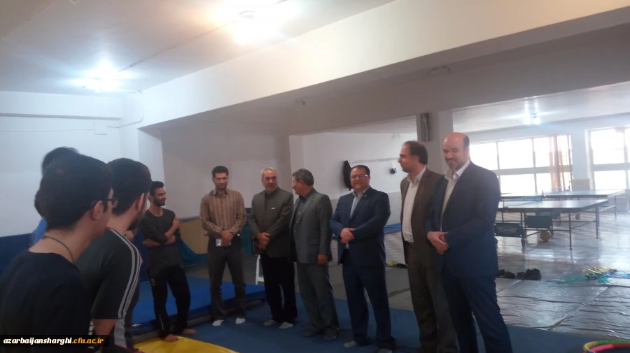 بهینه سازی کتابخانه پردیس علامه امینی با حضور دکتر اسداله خدیوی و مسئولین مدیریت امور پردیس های استان و پردیس علمه امینی 5