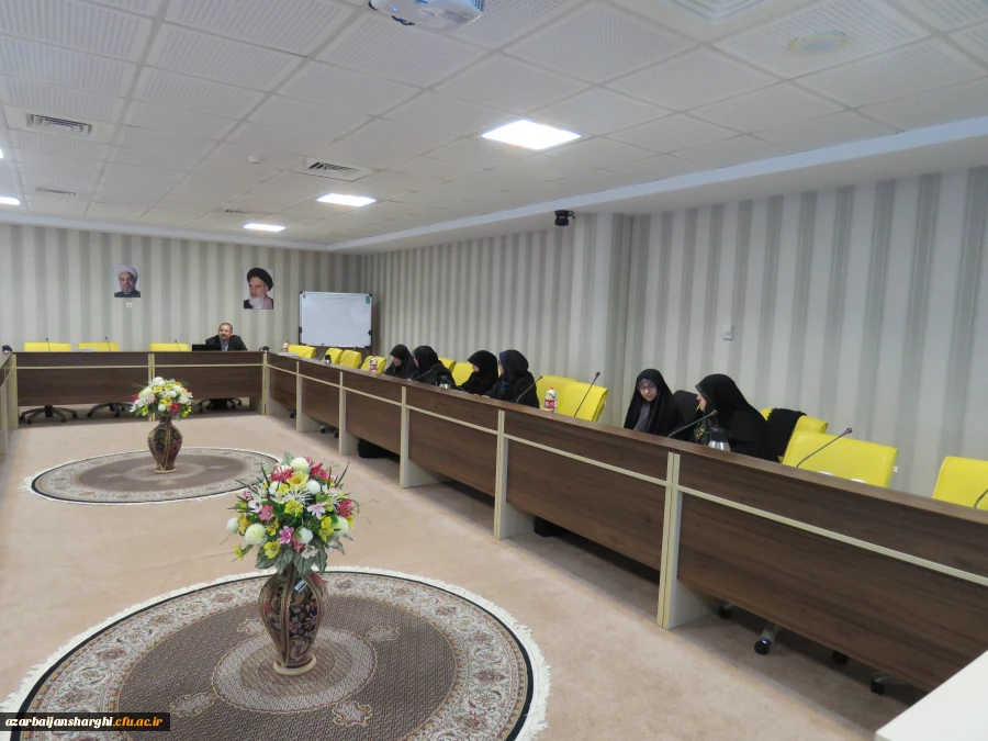 گزارش تصویری کارگاه پیشنهاده نویسی که در تاریخ 98/09/13 با مدیریت امور پردیس های استان آذربایجان شرقی برگزار شد. 3