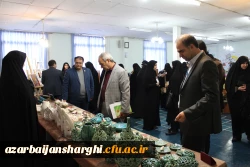 افتتاحیه نمایشگاه ها و مراسم بزرگداشت هفته پژوهش در محل پردیس  فاطمه الزهرا (س) برگزار شد. 9