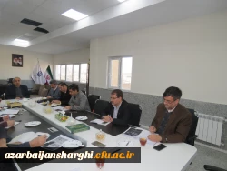 برگزاری جلسه شورای نظارت و ارزیابی در محل دفتر مدیریت امور پردیس ها 5