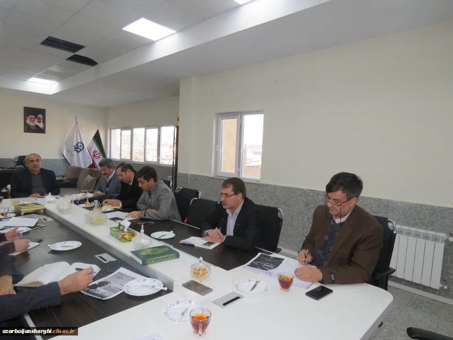 برگزاری جلسه شورای نظارت و ارزیابی در محل دفتر مدیریت امور پردیس ها 5