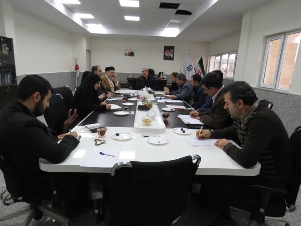 برگزاری جلسه ستاد فرهنگی به مناسبت شهادت سردار اسلام حاج قاسم سلیمانی در محل مدیریت امور پردیس های استان 2