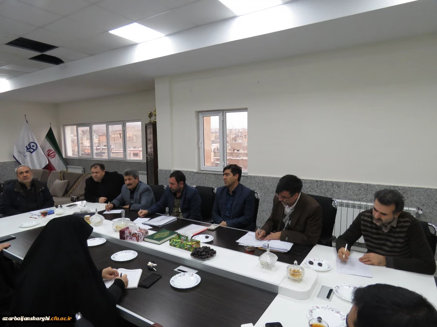 برگزاری جلسه ستاد فرهنگی به مناسبت شهادت سردار اسلام حاج قاسم سلیمانی در محل مدیریت امور پردیس های استان 3