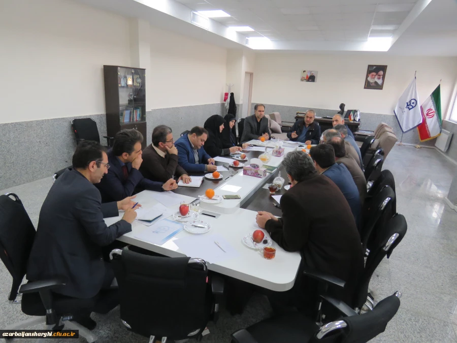 امانت داری، اخلاق مداری و آخرت گرایی را سر لوحه کار خود قرار دهیم 2