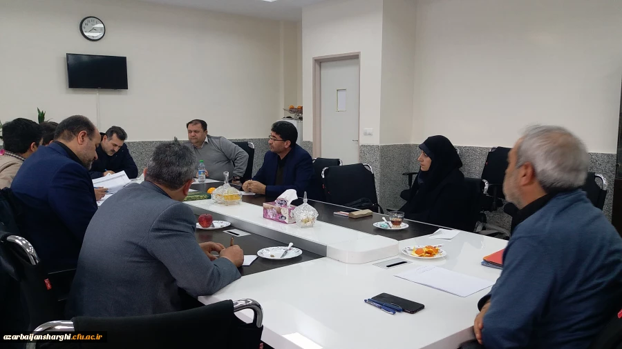 برگزاری کارگروه بررسی درخواست رتبه و مدرک تحصیلی اعضای غیر هیئت علمی در محل مدیریت امور پردیس های استان 4