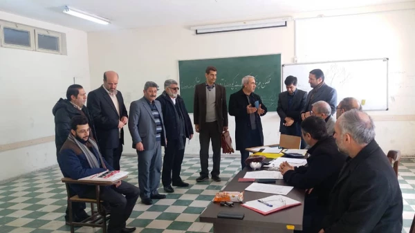 بازدید دکتر احمدی مسئول نظارت و ارزیابی سازمان مرکزی و دکتر عسگری مشاور عالی دکتر خنیفر در امور ایثارگران از فرایند مصاحبه ماده 28 3