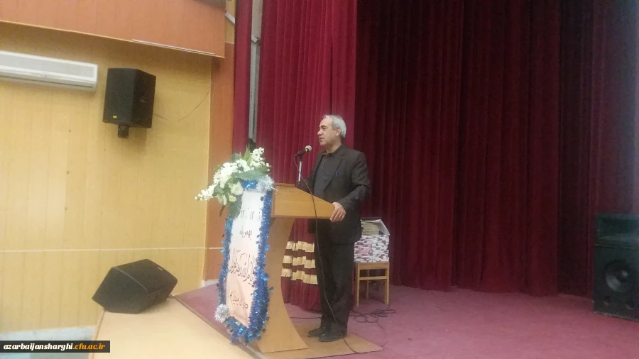 مراسم تقدیر از نخبگان دانشجویی شهرستان مراغه با حضور مدیر دانشگاه فرهنگیان استان 2