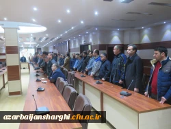 نشستی با محوریت انقلاب اسلامی و به مناسبت ایام الله دهه فجر در محل سالن شمس پردیس عامه امینی برگزار شد 3