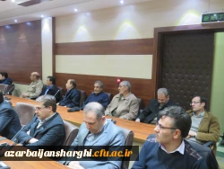 نشستی با محوریت انقلاب اسلامی و به مناسبت ایام الله دهه فجر در محل سالن شمس پردیس عامه امینی برگزار شد 5