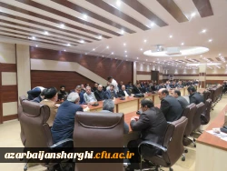 نشستی با محوریت انقلاب اسلامی و به مناسبت ایام الله دهه فجر در محل سالن شمس پردیس عامه امینی برگزار شد 8