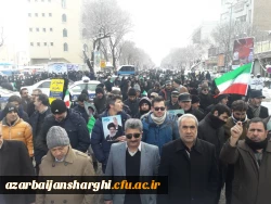 حضور دانشگاه فرهنگیان استان در جمع مردم غیور تبریز 6