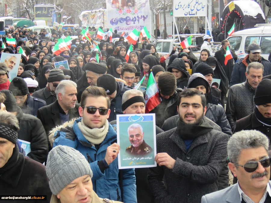 حضور اساتید, کارکنان و دانشجو معلمان دانشگاه فرهنگیان استان آذربایجان شرقی در راهپیمایی ۲۲ بهمن ماه 7