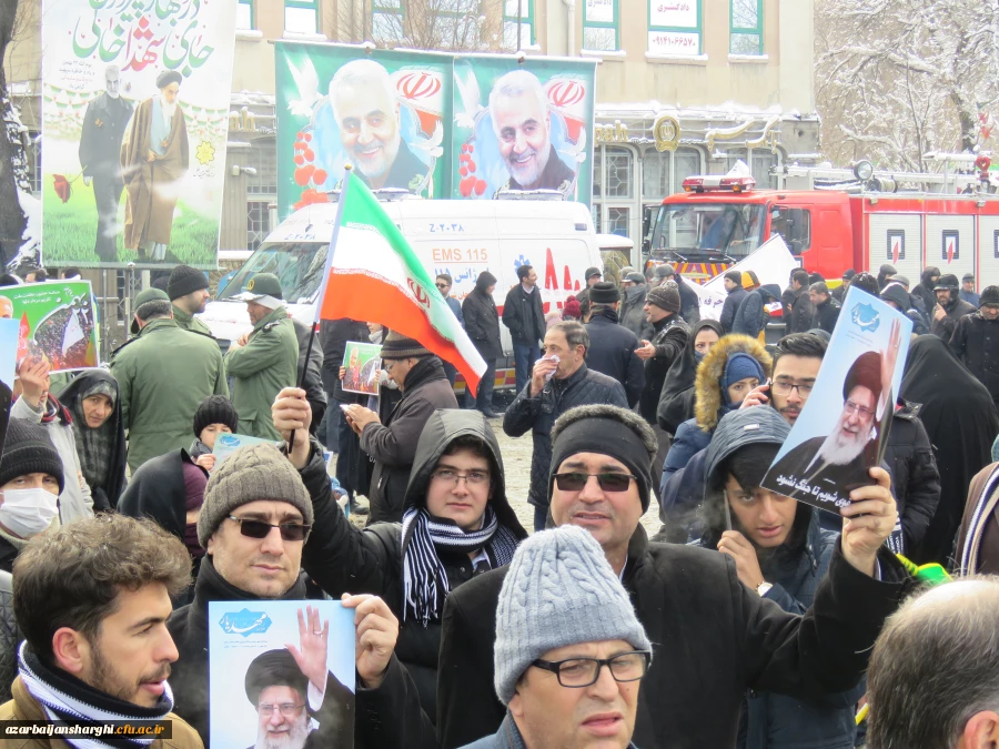 حضور اساتید, کارکنان و دانشجو معلمان دانشگاه فرهنگیان استان آذربایجان شرقی در راهپیمایی ۲۲ بهمن ماه 8