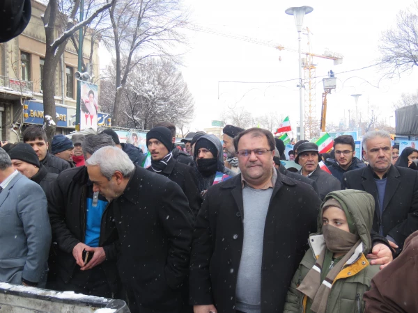 حضور اساتید, کارکنان و دانشجو معلمان دانشگاه فرهنگیان استان آذربایجان شرقی در راهپیمایی ۲۲ بهمن ماه 10