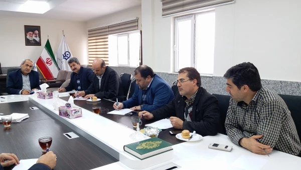 جلسه ساماندهی نیروی انسانی در محل مدیریت امور پردیس های استان برگزار شد 3