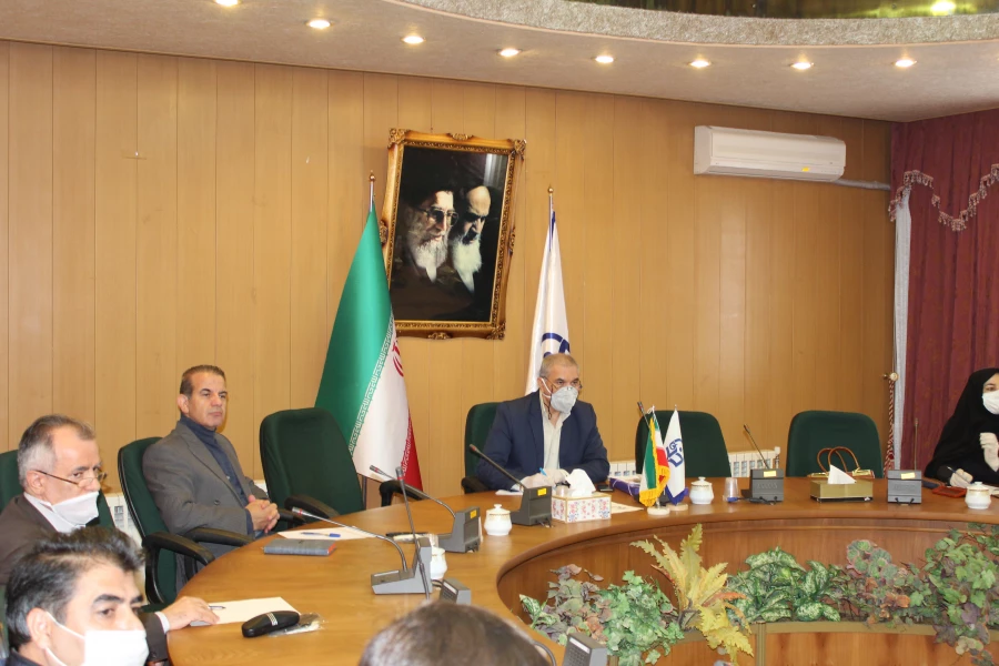 بحث و تبادل نظر در مورد آموزش های مجازی ودر گروه ادبیات فارسی 7