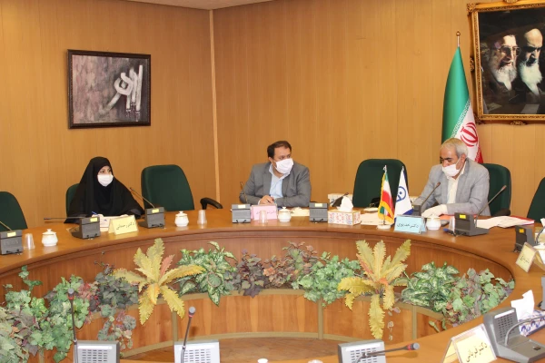 بررسی فرایند آموزش های مجازی در گروه ریاضی 4