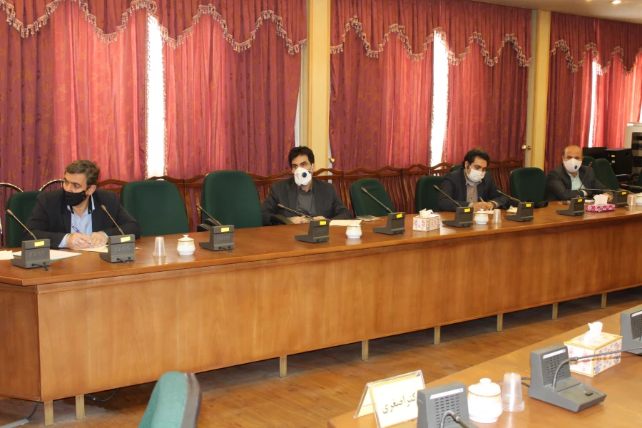 بررسی فرایند آموزش های مجازی در گروه ریاضی 10