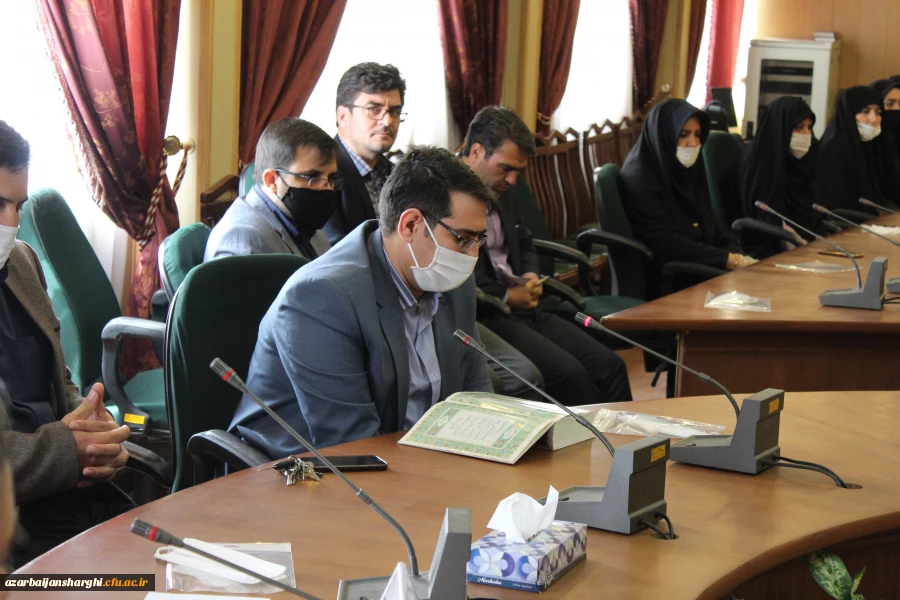 حراست چشم بینا و بصیر سازمان است. 2