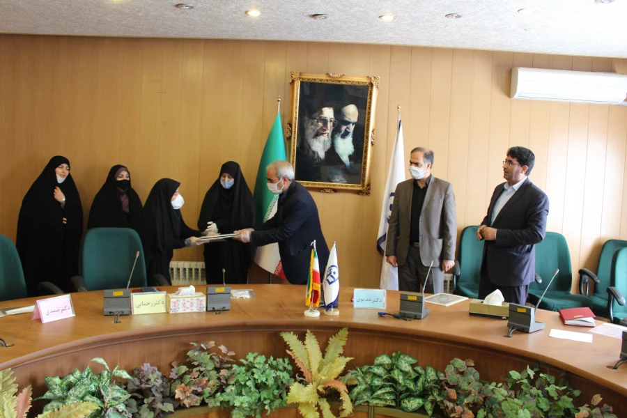 حراست چشم بینا و بصیر سازمان است. 11