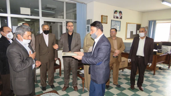 تجلیل از مسئولین پردیس ها و مسئولین حوزه آموزش دانشگاه فرهنگیان استان 3