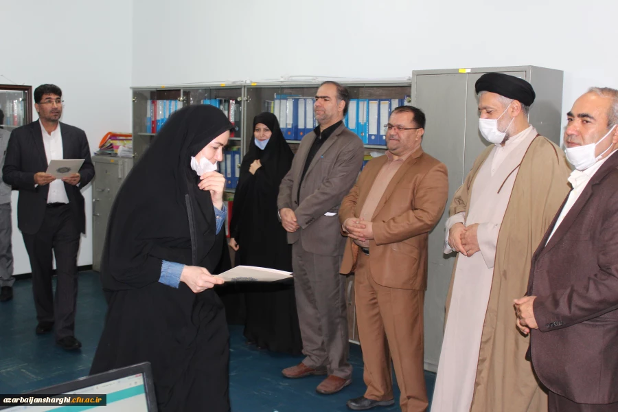 تجلیل از مسئولین پردیس ها و مسئولین حوزه آموزش دانشگاه فرهنگیان استان 9