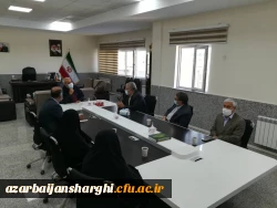 تقدیر از مدیر دانشگاه فرهنگیان استان به مناسبت همکاری در فرایند تولید ماسک و لباس های مخصوص دوران شیوع ویروس کرونا 3