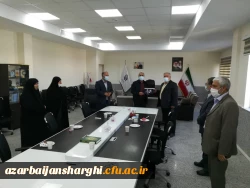 تقدیر از مدیر دانشگاه فرهنگیان استان به مناسبت همکاری در فرایند تولید ماسک و لباس های مخصوص دوران شیوع ویروس کرونا 9