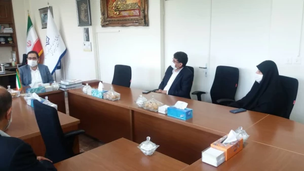دیدار هیئت رئیسه دانشگاه فرهنگیان با رئیس سازمان نوسازی استان 5