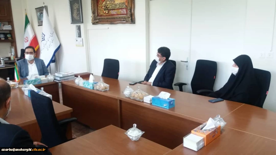 دیدار هیئت رئیسه دانشگاه فرهنگیان با رئیس سازمان نوسازی استان 5