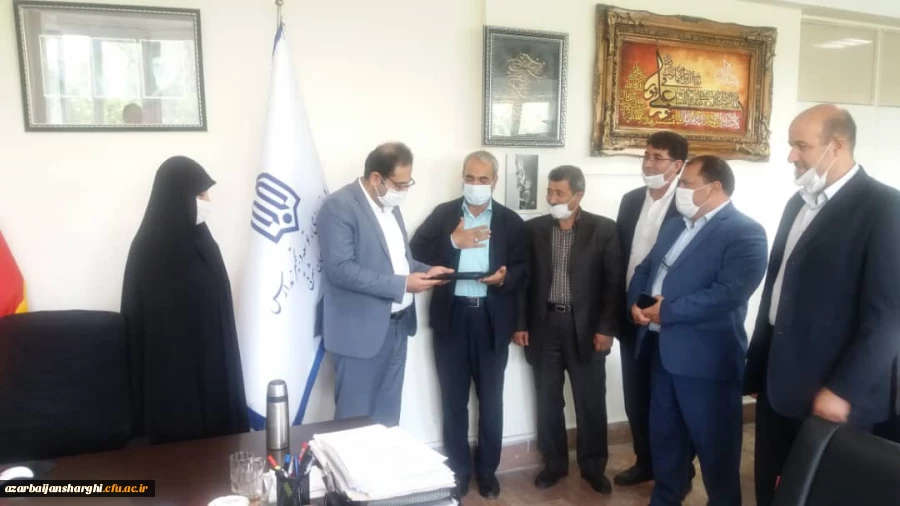 دیدار هیئت رئیسه دانشگاه فرهنگیان با رئیس سازمان نوسازی استان 9