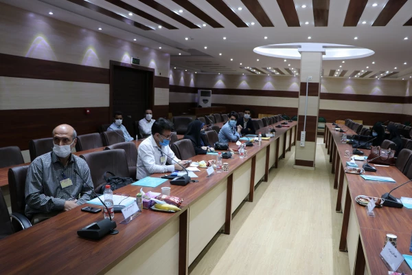 ارایه راهکارها و رویکردها به منظور حل معضلات و چالش های موجود در آموزش زیست شناسی  4