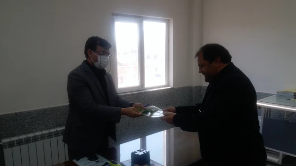 تجلیل از کارکنان مدیریت امور پردیس های دانشگاه فرهنگیان استان 11