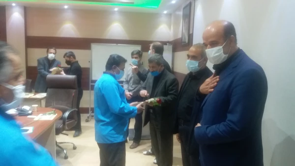 برگزاری جلسه شورای اداری پردیس علمه  امینی و تقدیر از کارکنان این پردیس 10