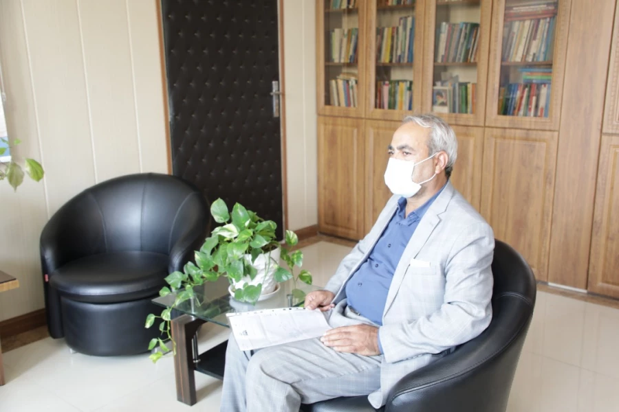 دیدار رئیس دانشگاه فرهنگیان استان با دکتر اسماعیلی عضو کمیسیون آموزش و تحقیقات مجلس شورای اسلامی در دفتر دکتر خنیفر 3