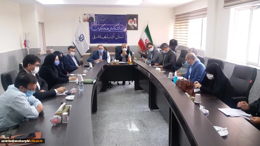 جلسه هیئت رئیسه دانشگاه فرهنگیان استان با اساتید گروه علوم پایه 2