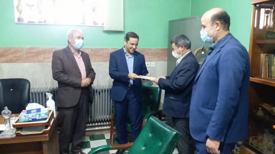 تقدیر از اساتید، کارشناس مسئولان و کارشناسان تربیت بدنی پردیس های استان 5