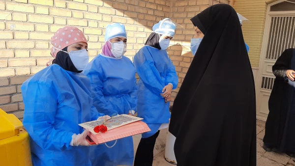 تقدیر از پرستاران زحمت کش بیمارستان سینای تبریز 4