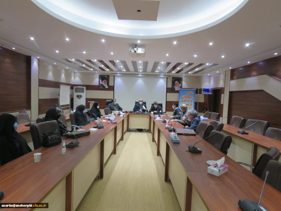 انتخابات مدیران گروه ها در پردیس های علامه امینی و فاطمه الزهرا(س) برگزار گردید. 4