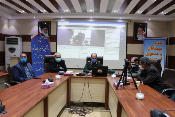 رمز پیشبرد اهداف و آرمان های مقدس انقلاب اسلامی حفظ انسجام درونی و وحدت و یکپارچگی و تبعیت از مقام معظم رهبری 4