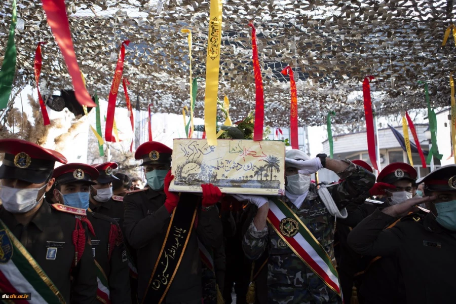 پیکر مطهر یک شهید گمنام در دانشگاه فرهنگیان تبریز ( پردیس فاطمه زهرا(س)) تشییع و به خاک سپرده شد.
 2