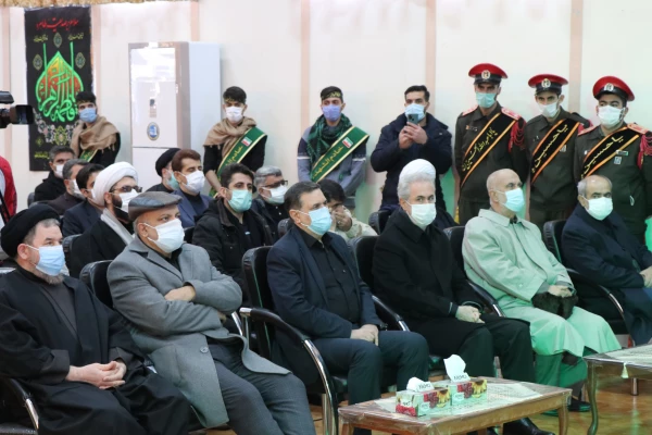 پیکر مطهر یک شهید گمنام در دانشگاه فرهنگیان تبریز ( پردیس فاطمه زهرا(س)) تشییع و به خاک سپرده شد.
 7