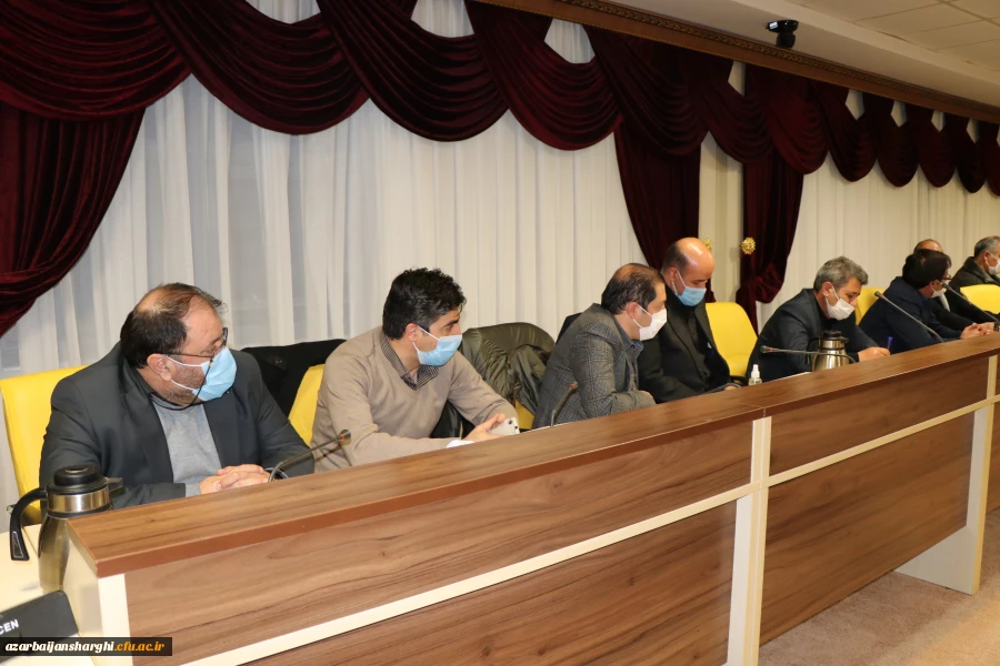 نشست صمیمی هیئت رئیسه دانشگاه فرهنگیان استان آذربایجان شرقی با دکتر خنیفر 7