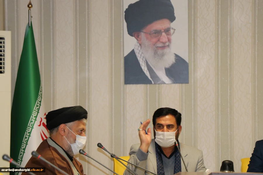 نشست صمیمی هیئت رئیسه دانشگاه فرهنگیان استان آذربایجان شرقی با دکتر خنیفر 11